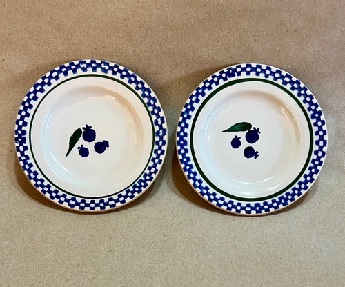 Pair small butter plates - small,